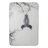 Tapis De Bain Dingue noir et blanc sur un tapis de salle de (devant Vertical)