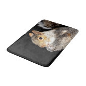 Tapis De Bain Écureuil mangeant une noix (Angle)