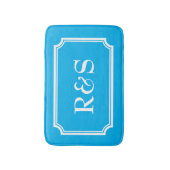 Tapis de bain élégant bleu et blanc à monogramme (Devant (Vertical))