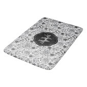 Tapis De Bain Élégant noir blanc Floral Monogramme (Angle)
