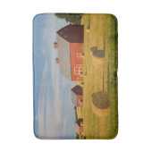 Tapis De Bain Fermes | Barres rouges près de balles de foin (Devant (Vertical))