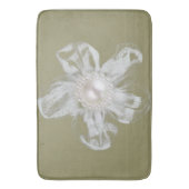 Tapis De Bain Fleur de tulle blanche sur taureau clair (devant Vertical)