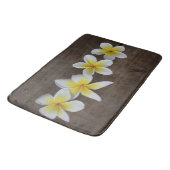Tapis De Bain Frangipanis Plumeria sur le bois rustique (Angle)