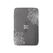 Tapis De Bain Gris Foncé Avec Fleurs Blanches Et Nom (Devant (Vertical))