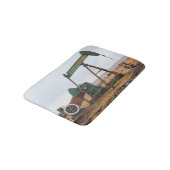 Tapis De Bain Grosse valise verte dans un champ pétrolier (Angle)