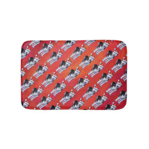 Tapis De Bain Husky à Santa Hat Sur Rouge