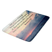 TAPIS DE BAIN INSPIRING ROMANS 8:28 DESIGN (Angle)