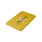 Tapis de bain jaune moutarde avec monogramme de no (Angle)