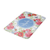 Tapis De Bain Joli Poppies rouges avec papillons bleus et nom (Angle)