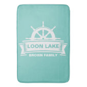 Tapis De Bain Lake House Nom de famille volant (devant Vertical)