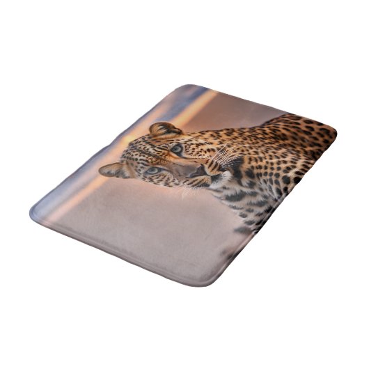 Tapis De Bain Léopard sur la plage (Angle)