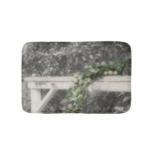 Tapis De Bain Les poires sur la posture de poitrine la nature