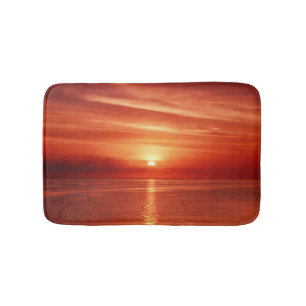 Tapis De Bain Lever de soleil coloré en mer, nuages spectaculair