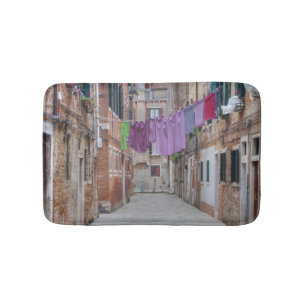 Tapis De Bain Ligne De Vêtements À Venise Italie