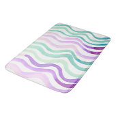 Tapis De Bain Lignes d'aquarelles violettes et vertes (Angle)
