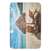 Tapis De Bain Lounge on beach throw pillow (devant Vertical)