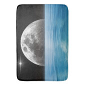 Tapis De Bain Lune au-dessus de l'océan (devant Vertical)