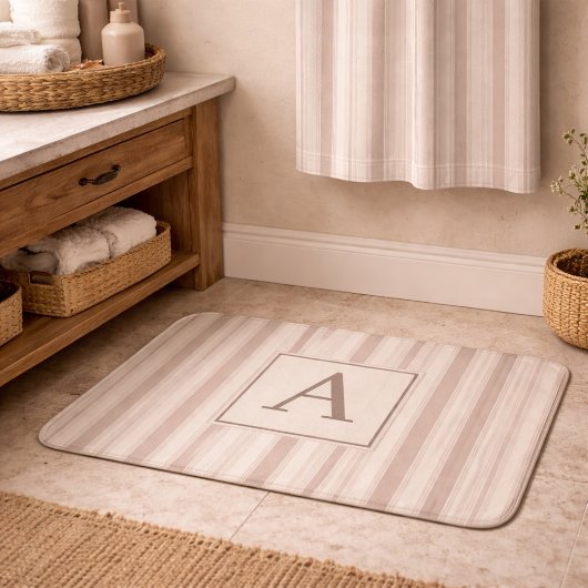 Tapis De Bain Maison de campagne rustique initiale rayée beige e