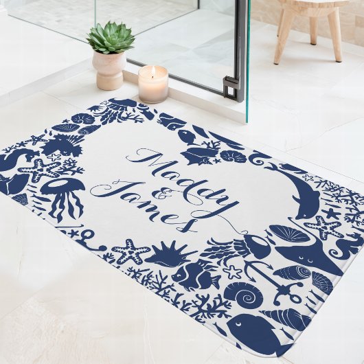 Tapis De Bain Marine & White Sea Creats Couples Heart Monogramme