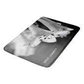 Tapis De Bain Modern Minimalist Black & White Flower with ursign (Angle)