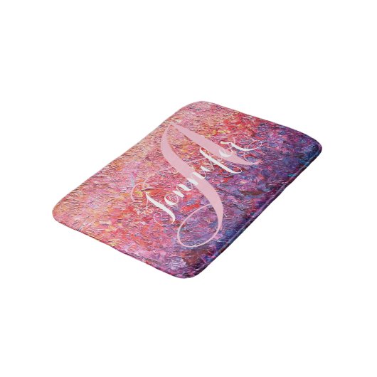 Tapis De Bain Monogramme Abstrait Pink violet nom initial (Angle)