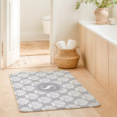 Tapis De Bain Monogramme côtier gris et blanc de coquillages