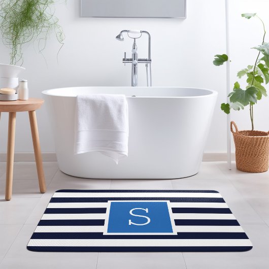 Tapis De Bain Monogramme des rayures bleu et marine