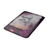 Tapis De Bain Monogramme gothique Rose, bougie et parchemin (Angle)