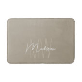 Tapis De Bain Monogramme moderne Nom Script Beige (Devant)