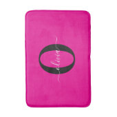Tapis De Bain Monogramme personnalisé Nom du script rose noir bl (Devant (Vertical))