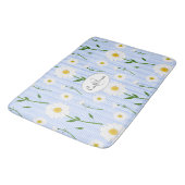Tapis De Bain Motif fleurs d'été Monogram sur fond rayé bleu cla (Angle)