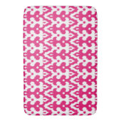 Tapis De Bain Motif Ikat Damask Marocain, Fuchsia Rose & Blanc (devant Vertical)