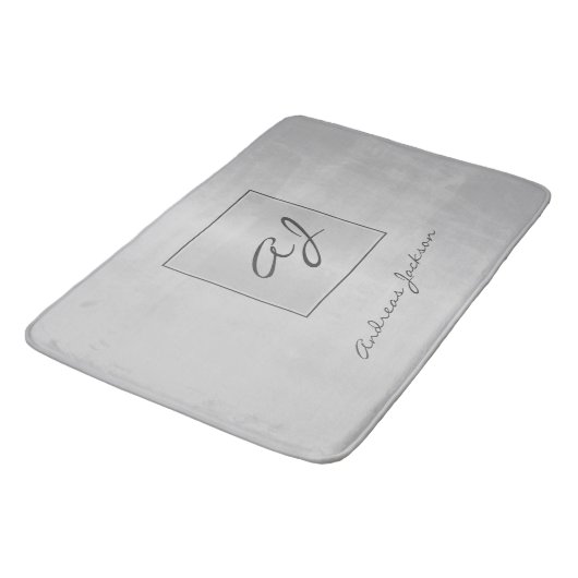 Tapis De Bain Nom monogramme de script moderne métallique argent (Angle)