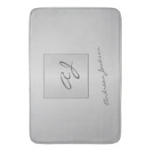 Tapis De Bain Nom monogramme de script moderne métallique argent (devant Vertical)