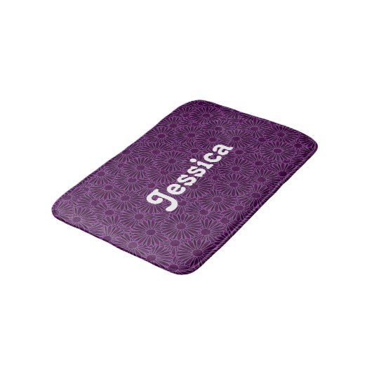 Tapis De Bain Nom personnalisé fleurs violettes sur noir (Angle)