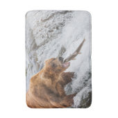 Tapis De Bain Ours brun attrape un saumon rouge (Devant (Vertical))