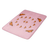 Tapis De Bain Papillons sur le bain rose (Angle)