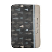 Tapis De Bain Pins primitifs sur le noir (Devant (Vertical))