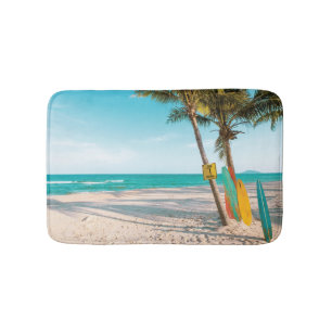 Tapis De Bain plaid de sol avec planches de surf sur la plage