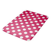 Tapis De Bain Points blancs sur cerise (Angle)