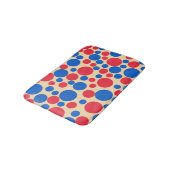 Tapis De Bain Points Rouge Et Bleu Sur Tan (Angle)