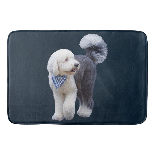 Tapis De Bain Sheepadoodle avec écharpe à carreaux bleus (Devant)