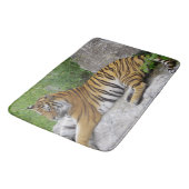 Tapis De Bain Siberian Tiger Relaxing on a Rock (Angle)
