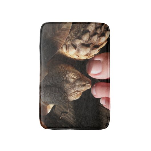 Tapis De Bain Sulcata Tortoise inspecter les orteils (Devant (Vertical))