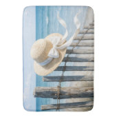 Tapis De Bain Summer Straw Hat On Beach Fence (devant Vertical)