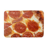 Tapis De Bain Tranche de pizza pepperoni classique de SlipperyJo (Devant)