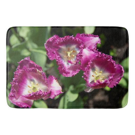 Tapis De Bain Tulipes mignonnes pourpres dans le jardin (Devant)