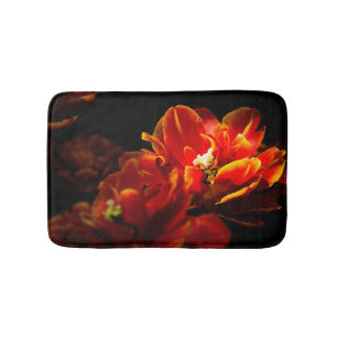Tapis De Bain Tulipes rouges sur fond sombre
