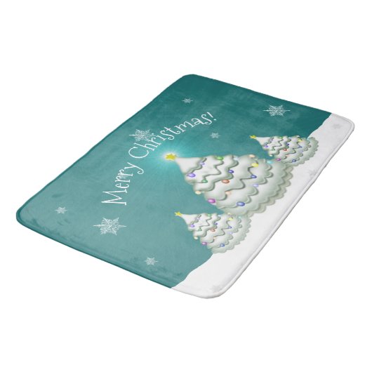 Tapis De Bain Turquoise Snowy Christmas Tree Bath Mat (Angle)