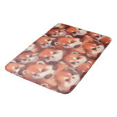 Tapis De Bain Un tas de pandas rouges (Angle)